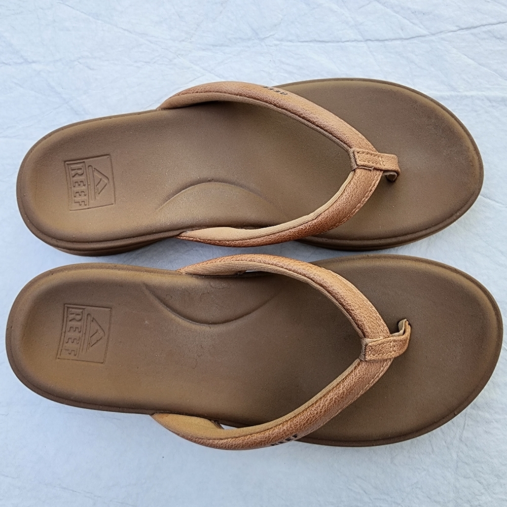 Reef Cushion Cloud Flip Flop/Sandals for Women Size 6 - Picture 3 of 9